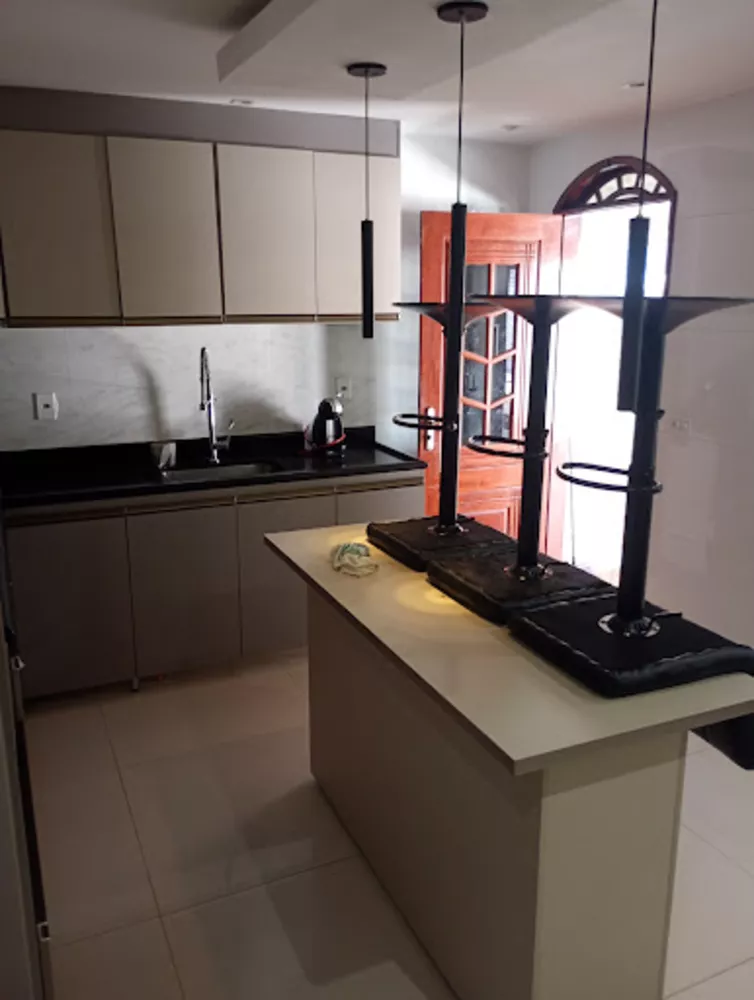 Casa, 2 quartos, 200 m² - Foto 8