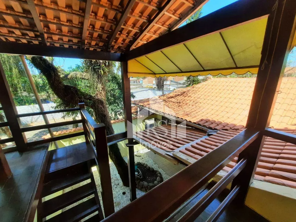 Casa, 4 quartos, 205 m² - Foto 2