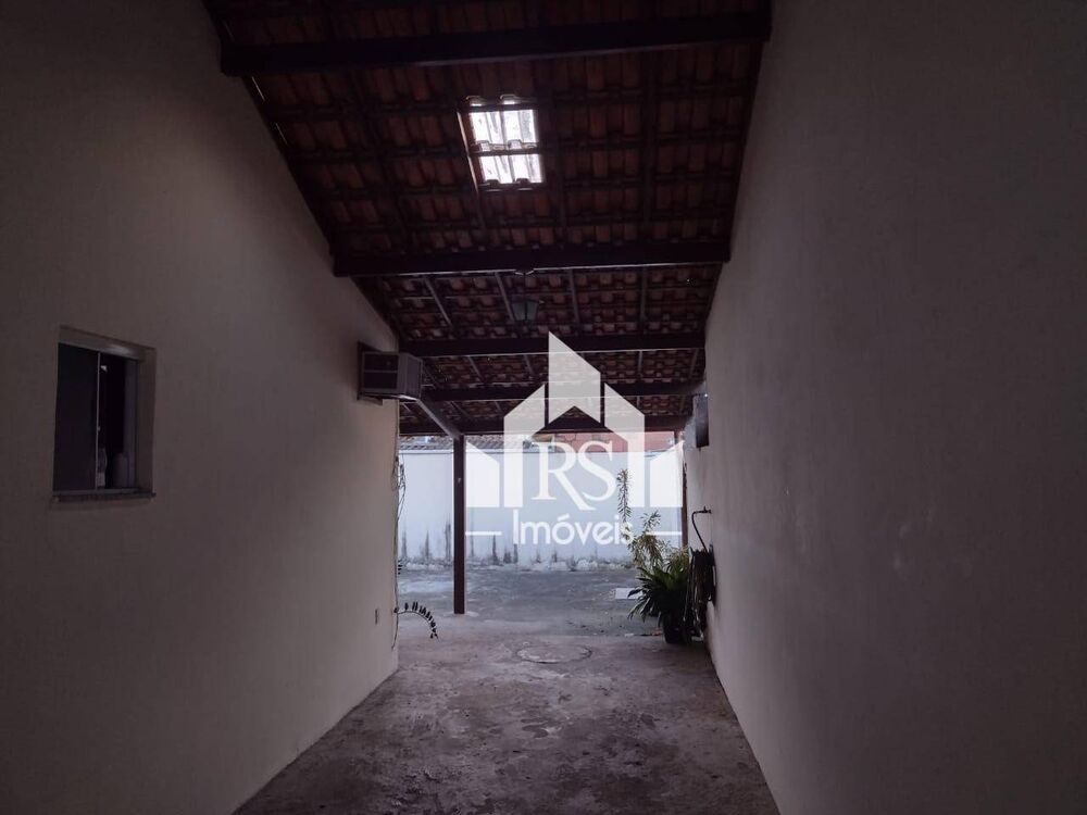 Casa de Condomínio à venda com 2 quartos, 65m² - Foto 1