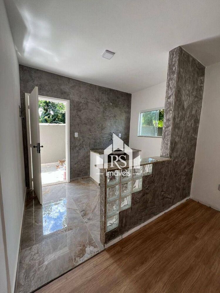 Casa, 2 quartos, 72 m² - Foto 1