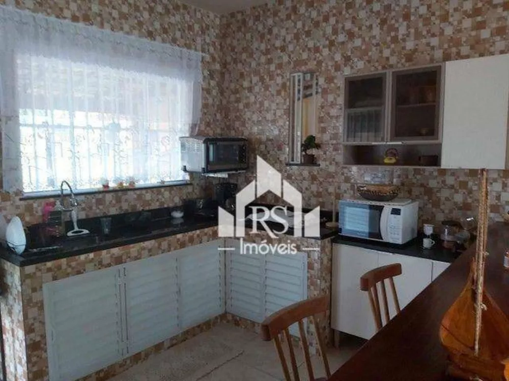 Casa, 3 quartos, 250 m² - Foto 1