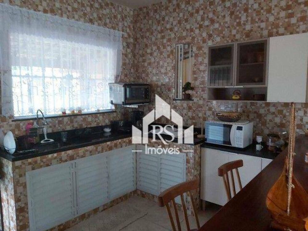 Casa, 3 quartos, 250 m² - Foto 13