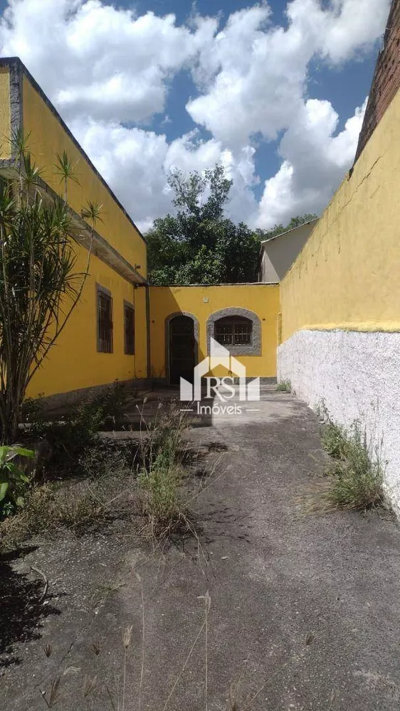 Casa, 4 quartos, 180 m² - Foto 2