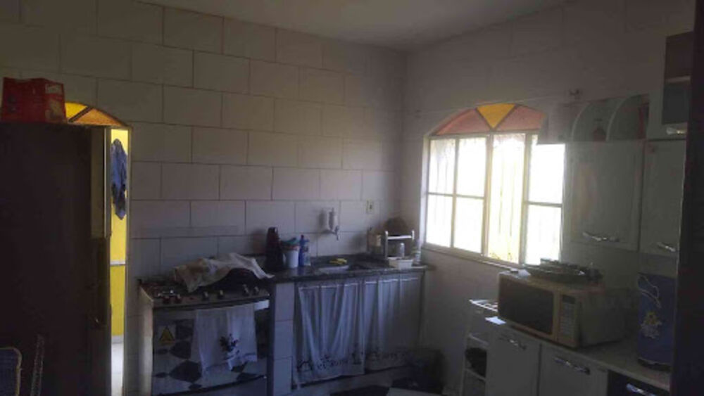Casa à venda com 2 quartos, 98m² - Foto 3