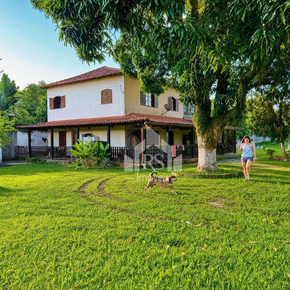 Sítio, 4 quartos, 10000 m² - Foto 1