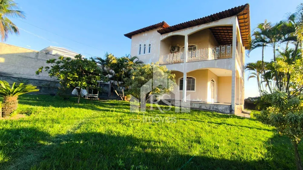 Casa, 4 quartos, 220 m² - Foto 1