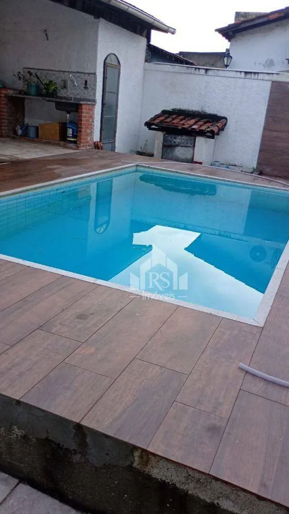 Casa, 3 quartos, 201 m² - Foto 1
