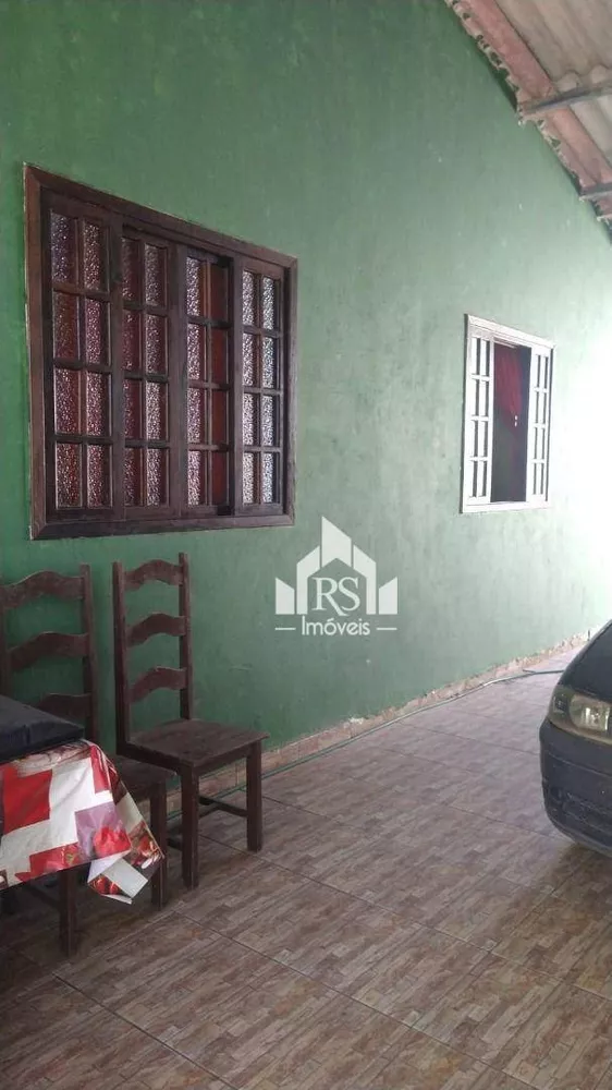 Casa de Condomínio à venda com 4 quartos, 100m² - Foto 1