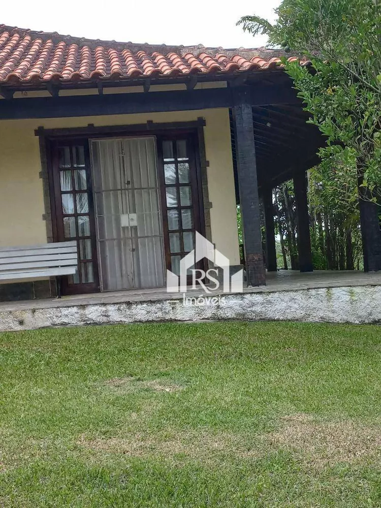 Casa, 3 quartos, 270 m² - Foto 1