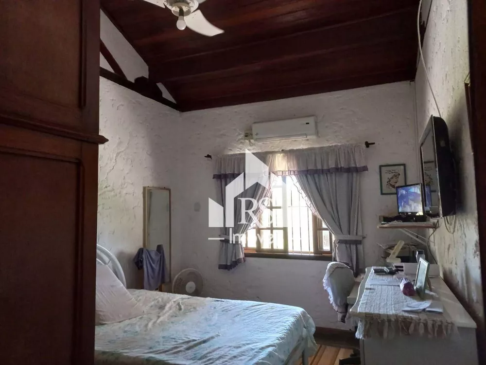 Casa, 3 quartos, 270 m² - Foto 35