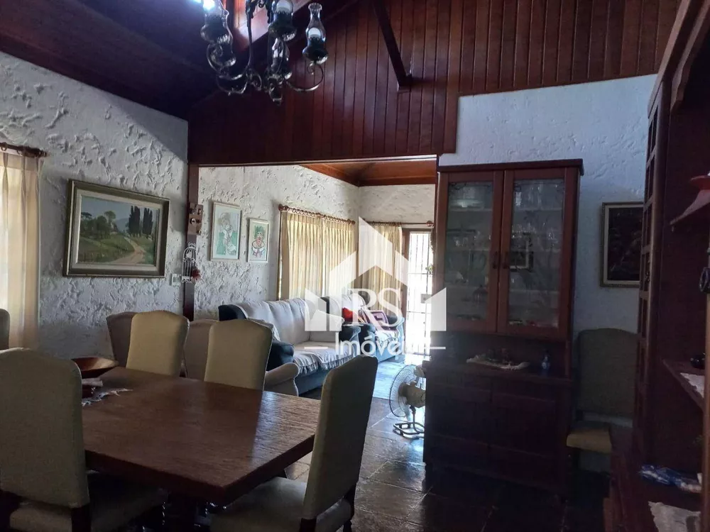 Casa, 3 quartos, 270 m² - Foto 32