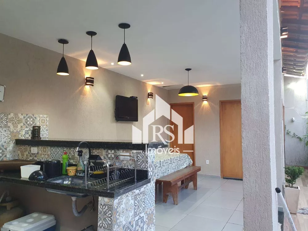 Casa, 3 quartos, 185 m² - Foto 1