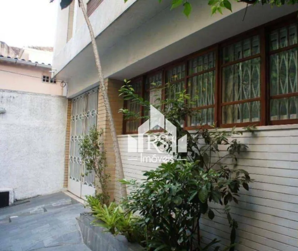Casa, 4 quartos, 198 m² - Foto 1
