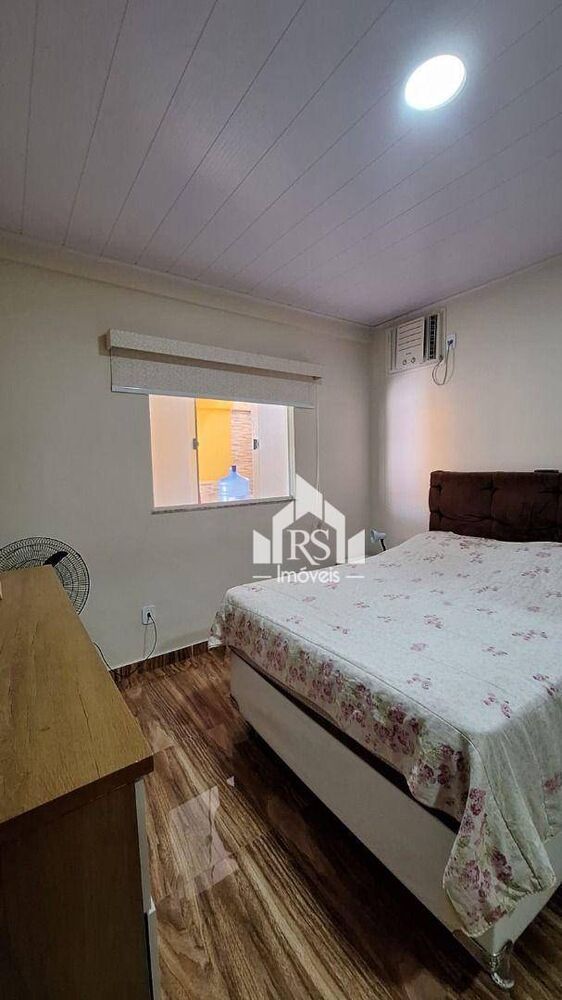 Casa à venda com 2 quartos, 120m² - Foto 1
