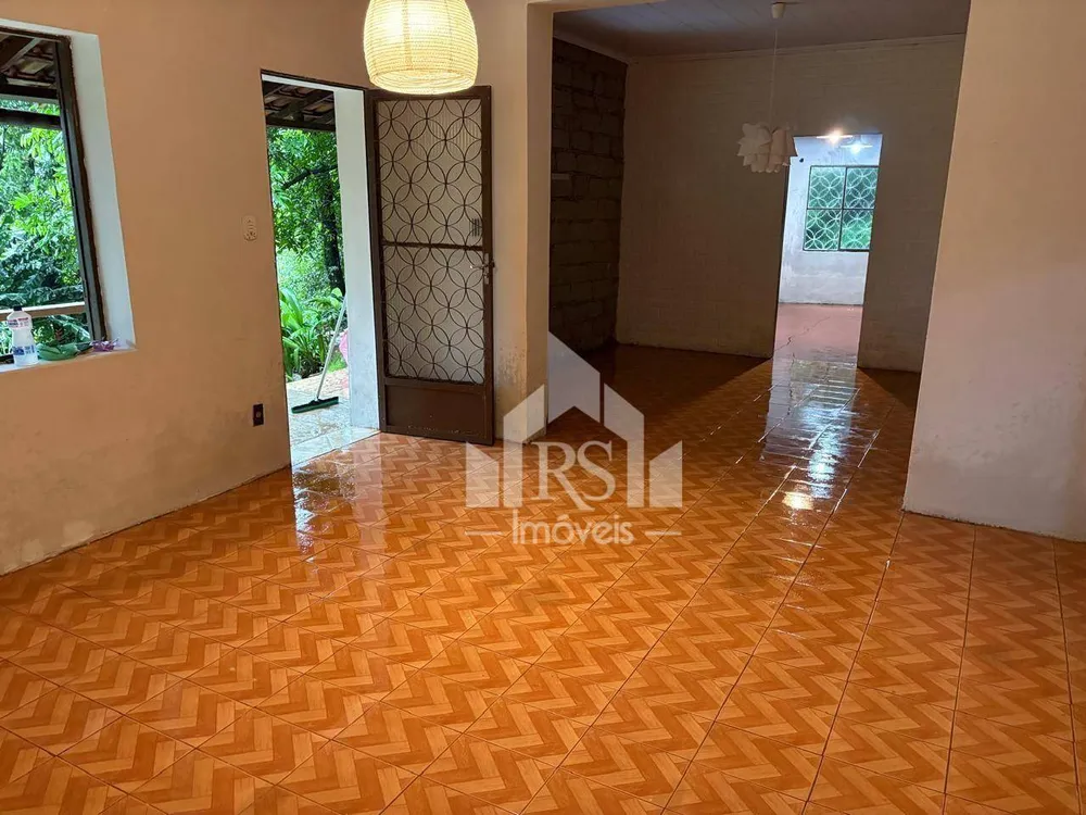 Casa, 5 quartos, 150 m² - Foto 1
