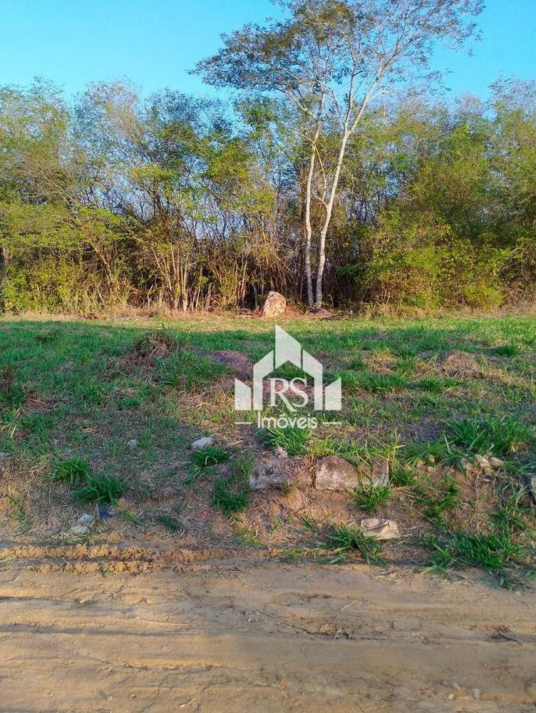 Loteamento e Condomínio, 300 m² - Foto 1