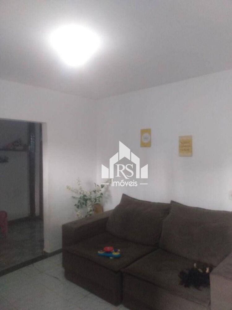 Casa à venda com 2 quartos, 100m² - Foto 2