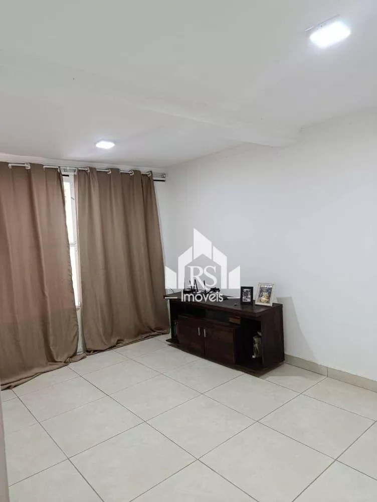 Casa, 2 quartos, 248 m² - Foto 8