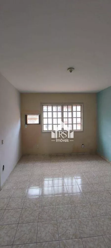 Casa, 3 quartos, 241 m² - Foto 1