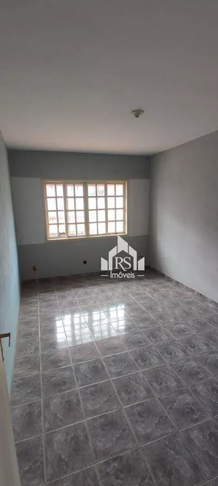 Casa, 3 quartos, 241 m² - Foto 3