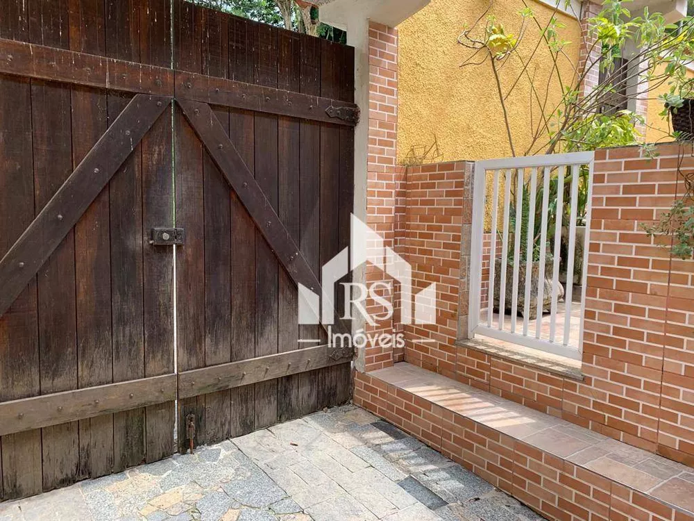 Casa, 6 quartos, 225 m² - Foto 16