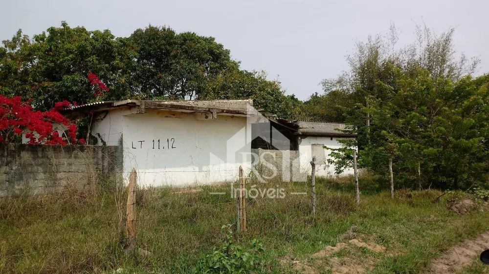 Chácara, 2 quartos, 2610 m² - Foto 1