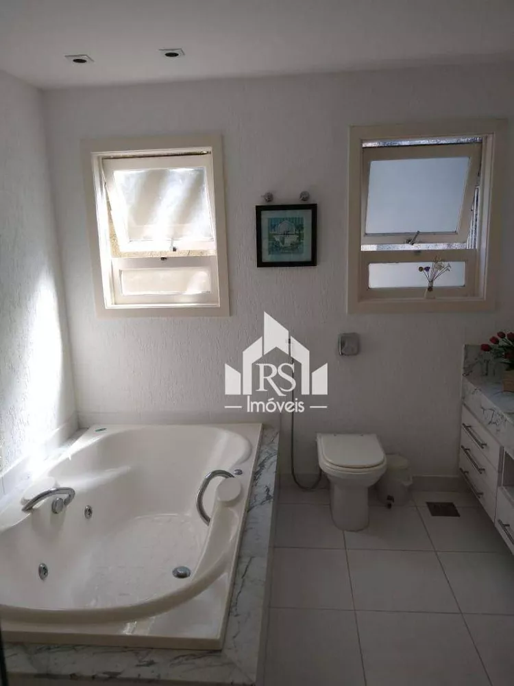 Casa, 5 quartos, 390 m² - Foto 1