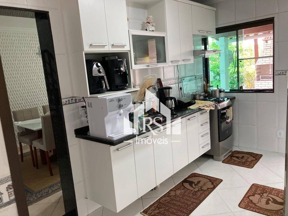 Casa à venda com 3 quartos, 100m² - Foto 3