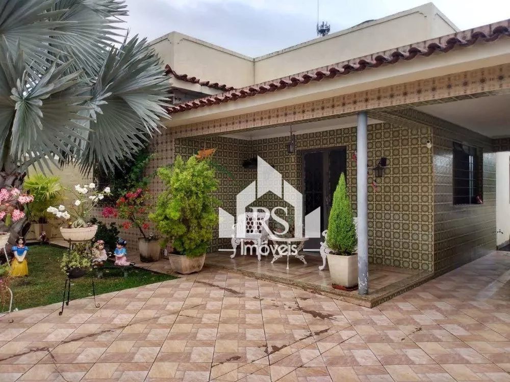 Casa, 5 quartos, 203 m² - Foto 2