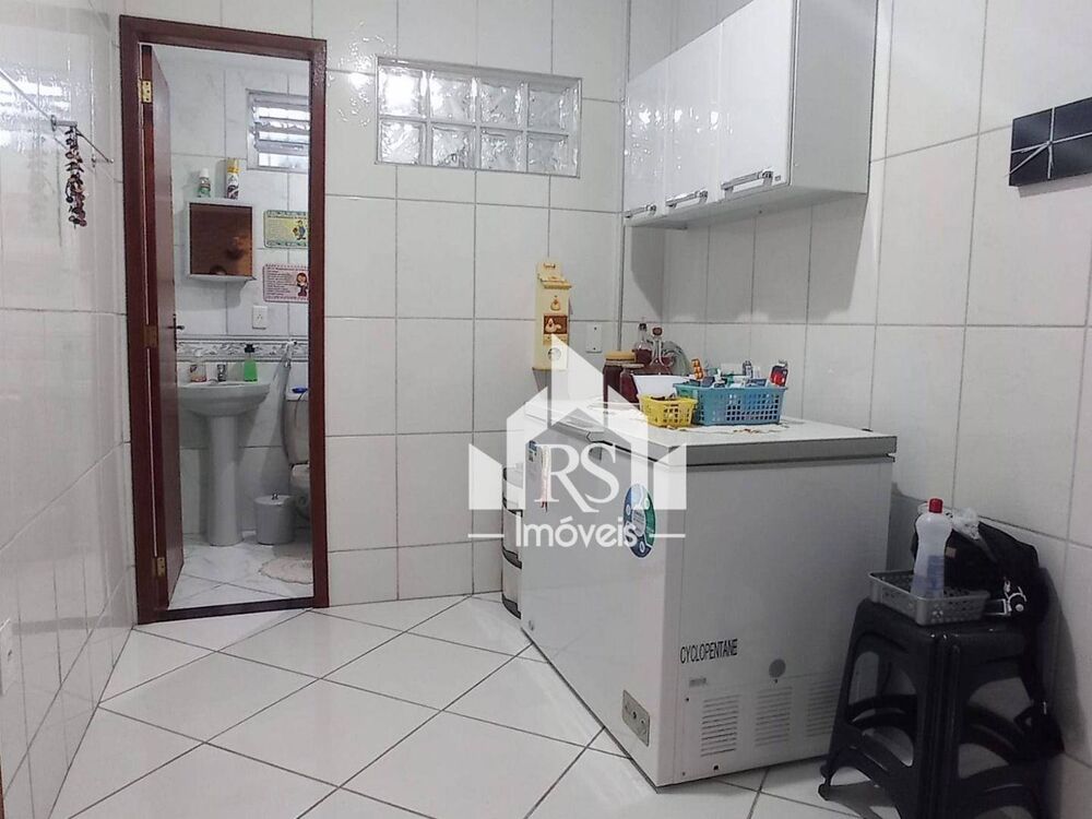 Casa, 2 quartos, 225 m² - Foto 4