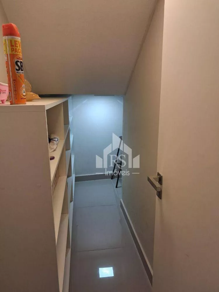 Casa, 4 quartos, 230 m² - Foto 2