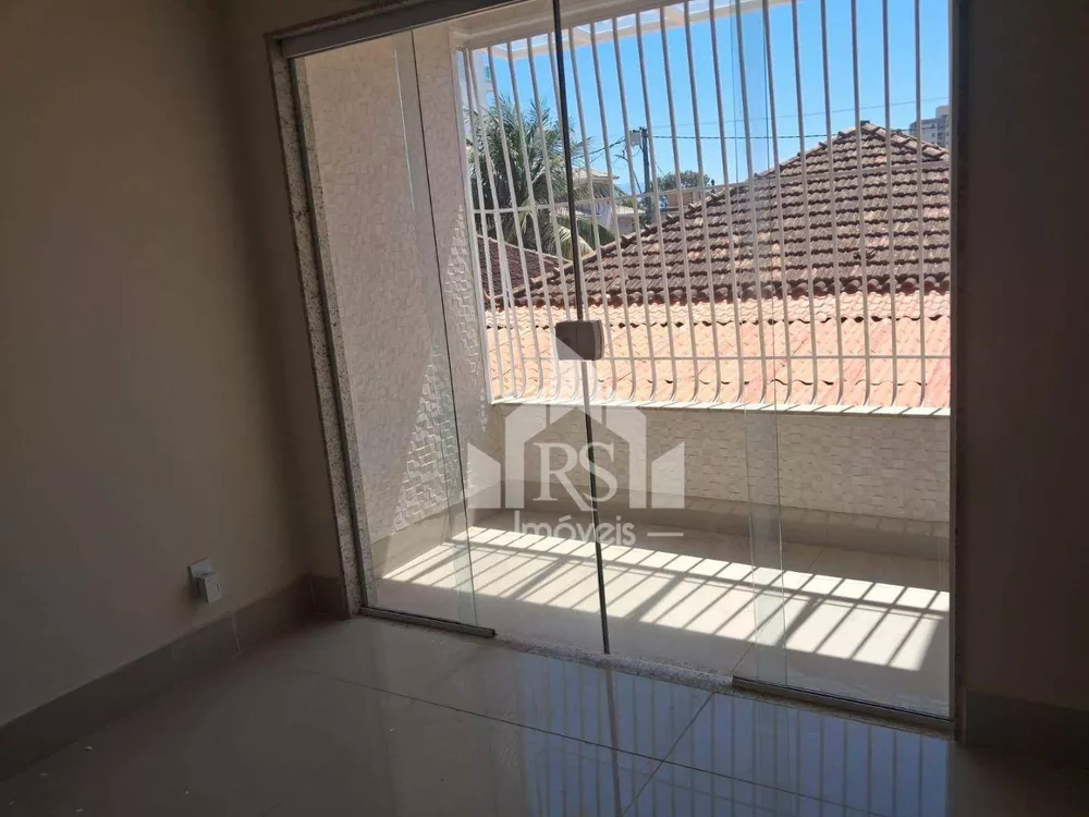 Casa, 4 quartos, 230 m² - Foto 9