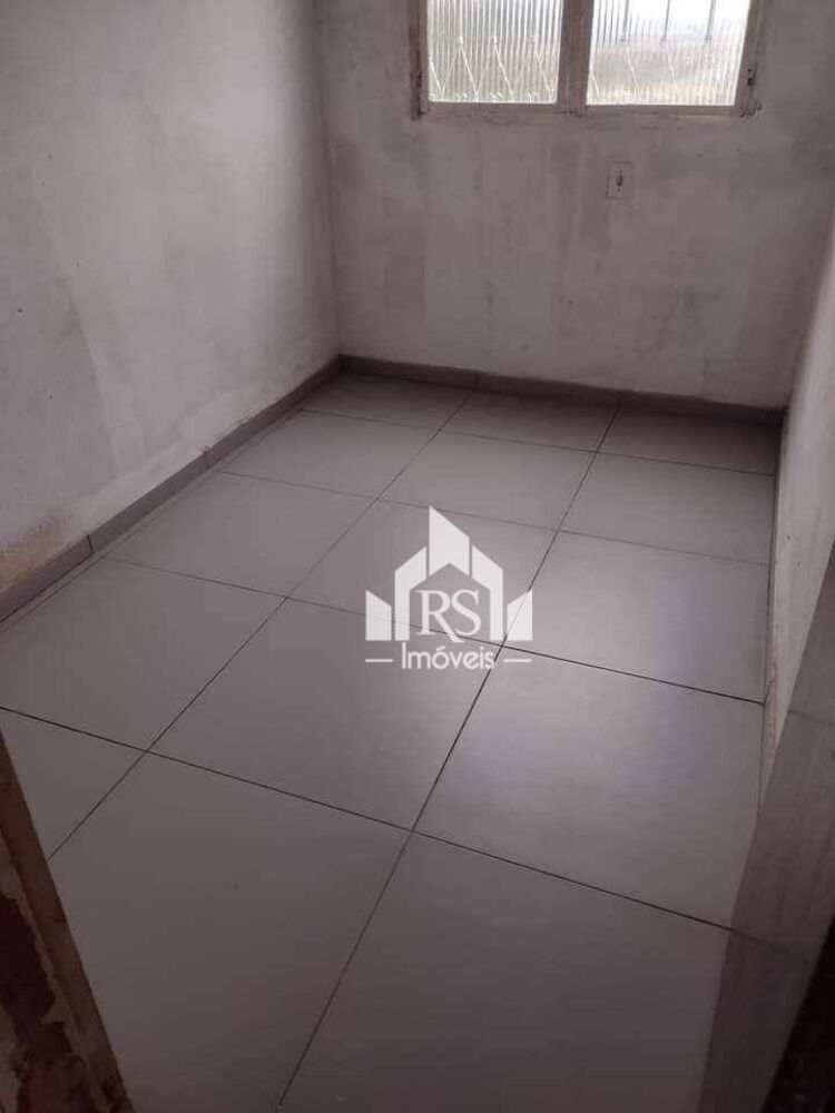 Casa à venda com 2 quartos, 50m² - Foto 3