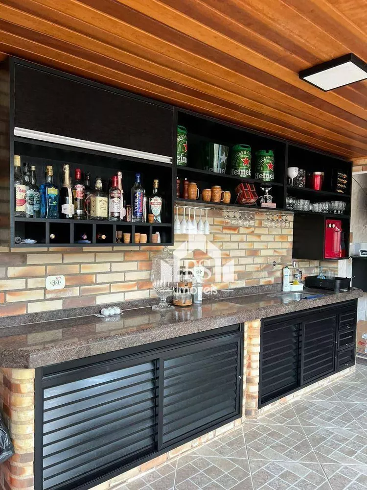 Casa, 4 quartos, 250 m² - Foto 8