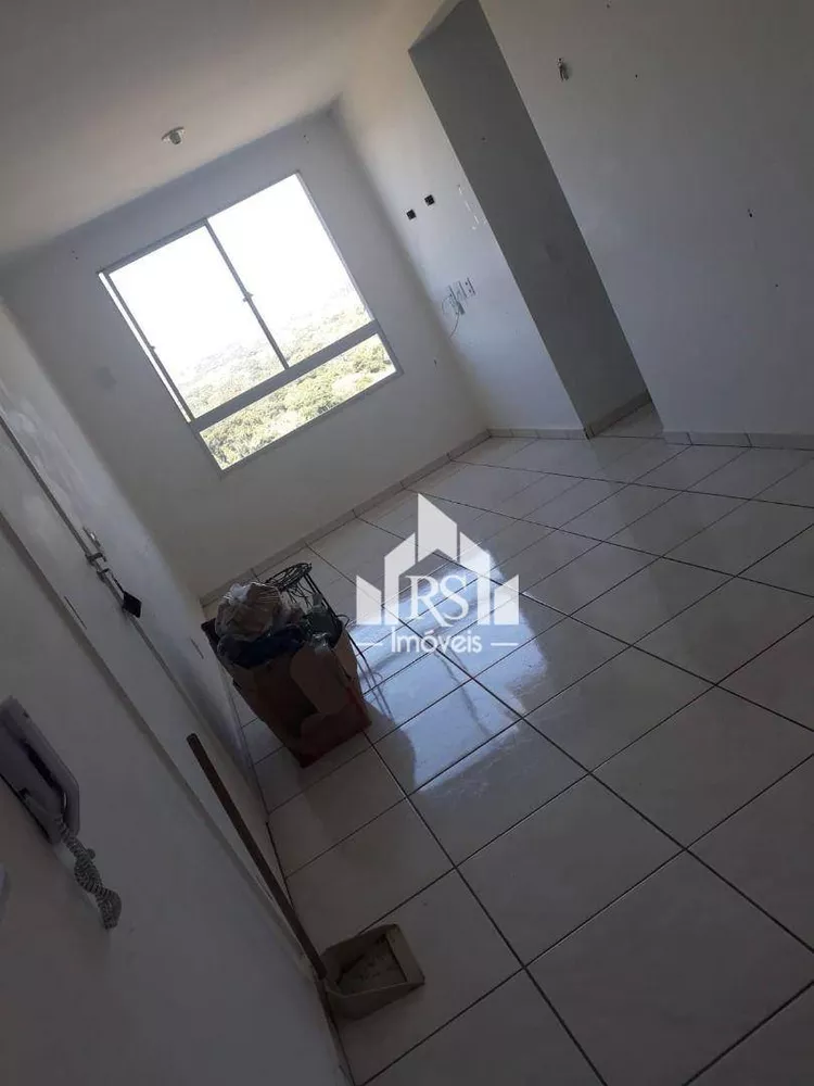 Apartamento à venda com 2 quartos, 47m² - Foto 4