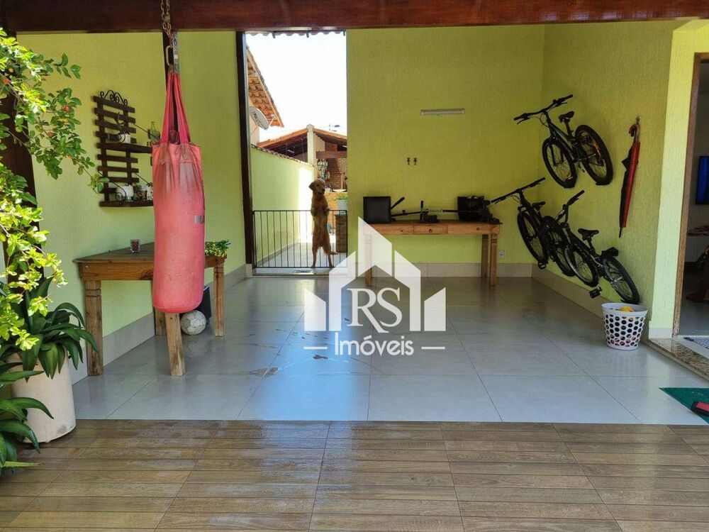 Casa de Condomínio à venda com 5 quartos, 140m² - Foto 1