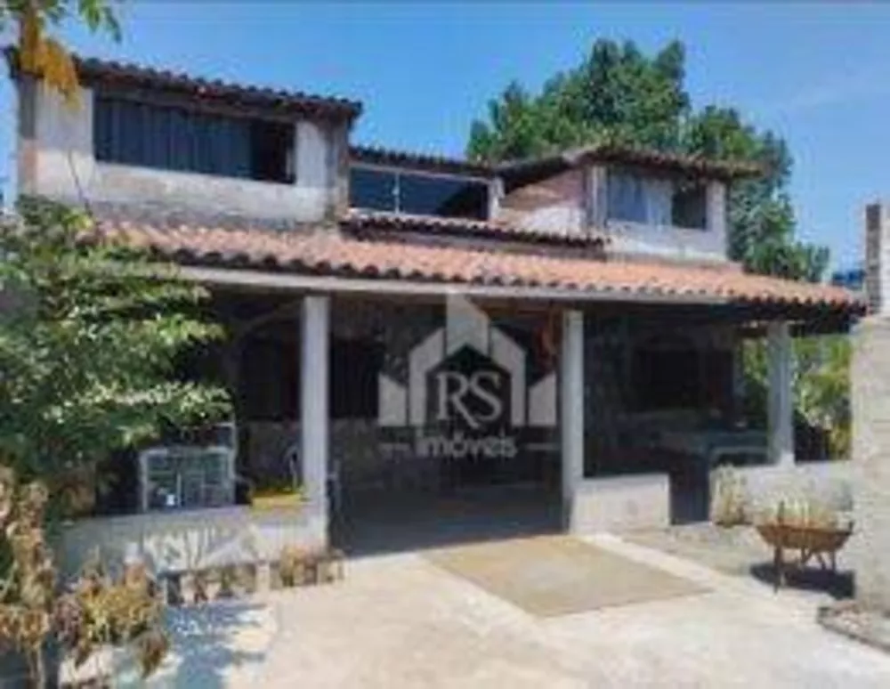 Casa, 4 quartos, 180 m² - Foto 1