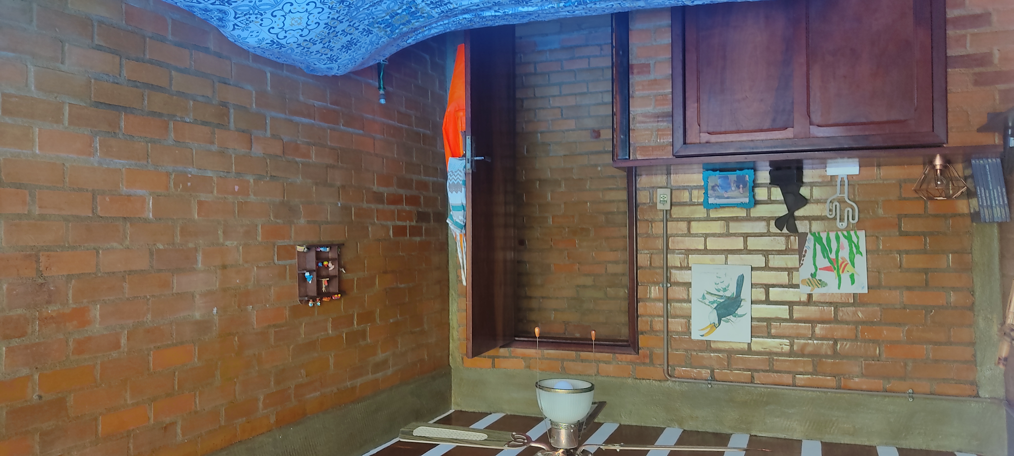 Casa de Condomínio à venda com 3 quartos, 264m² - Foto 2