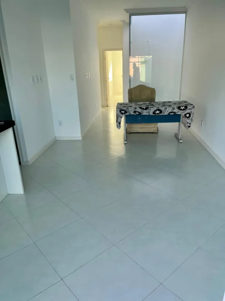 Casa, 3 quartos, 210 m² - Foto 3