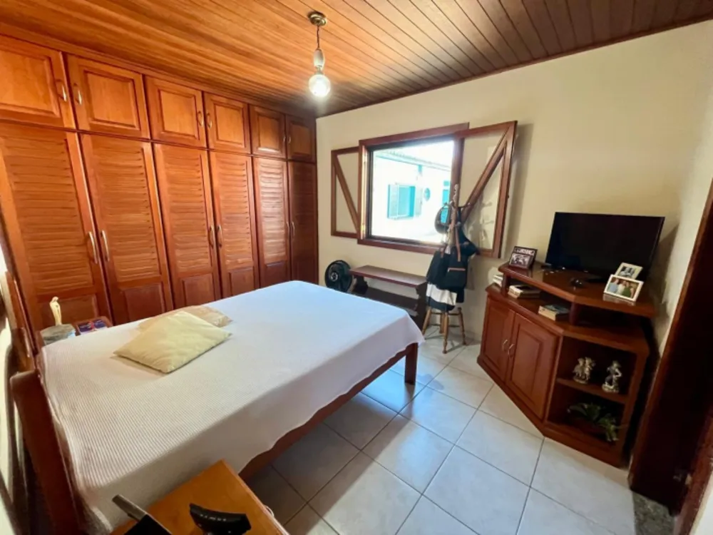 Casa, 4 quartos, 230 m² - Foto 18