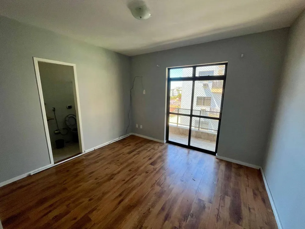 Apartamento, 3 quartos, 100 m² - Foto 2