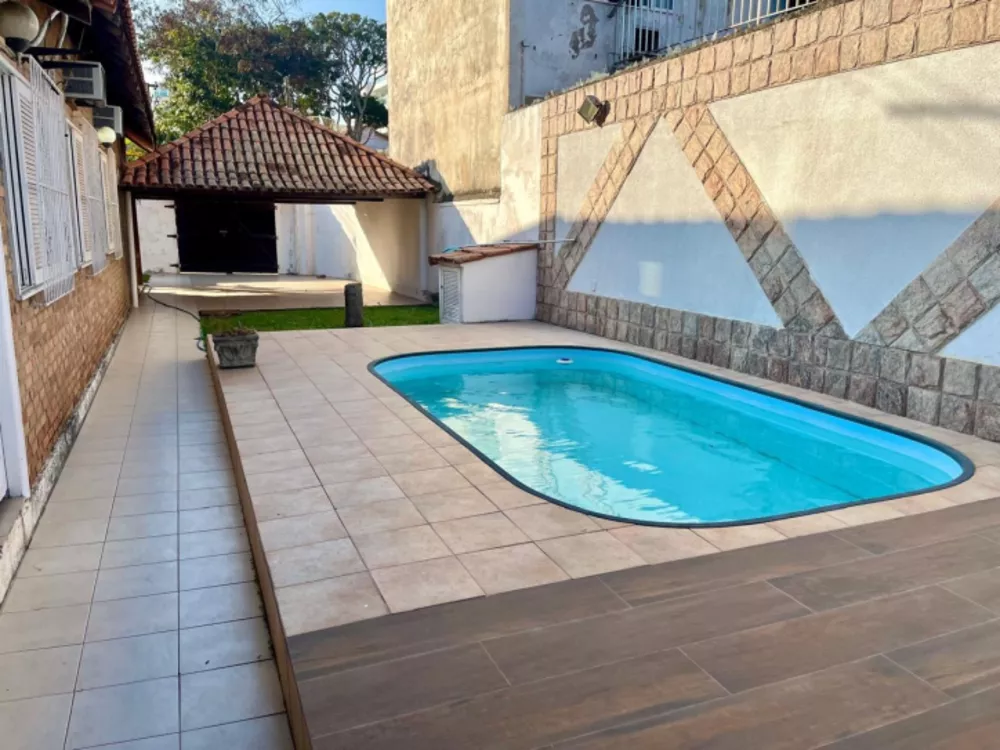 Casa, 4 quartos, 180 m² - Foto 4