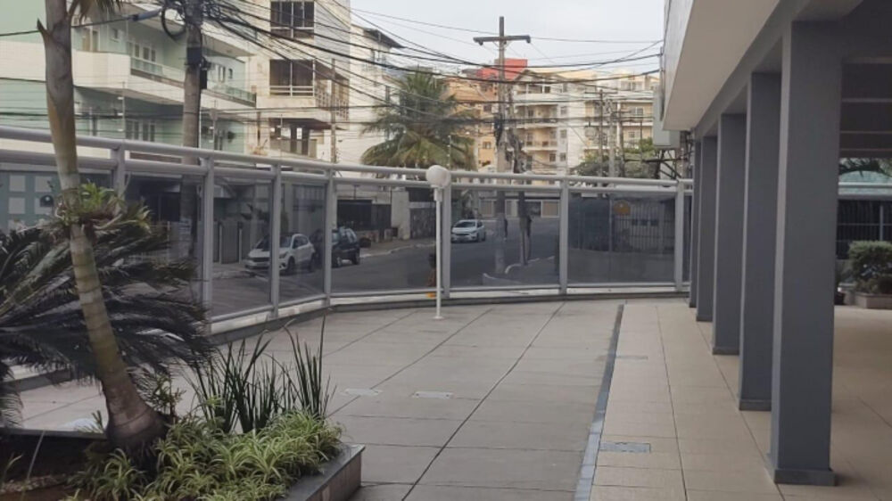 Apartamento à venda com 2 quartos, 100m² - Foto 1