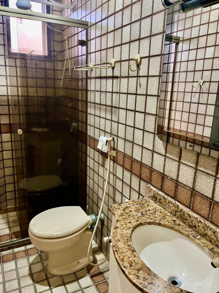 Apartamento à venda com 2 quartos, 75m² - Foto 1