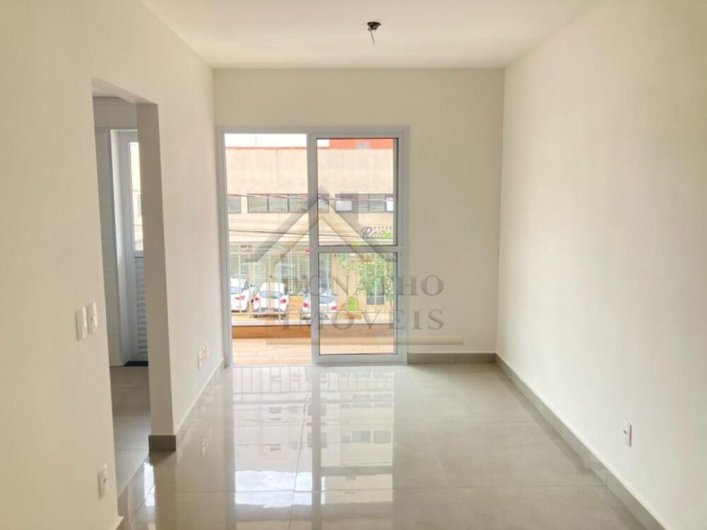 Apartamento à venda com 2 quartos, 67m² - Foto 1