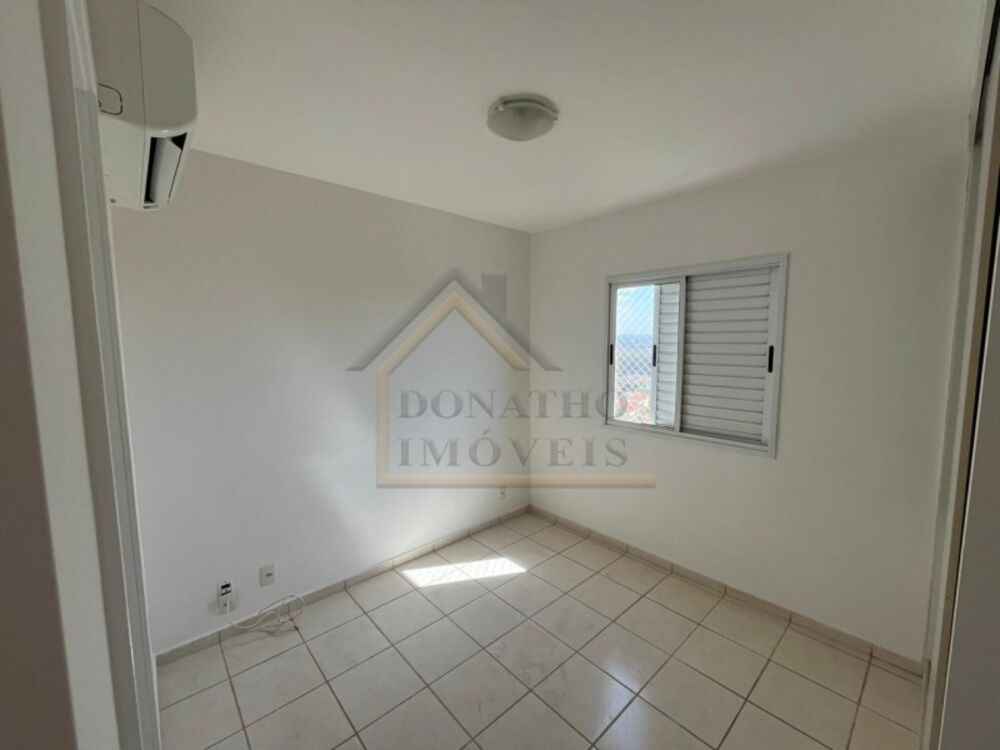 Apartamento para alugar com 3 quartos, 78m² - Foto 2