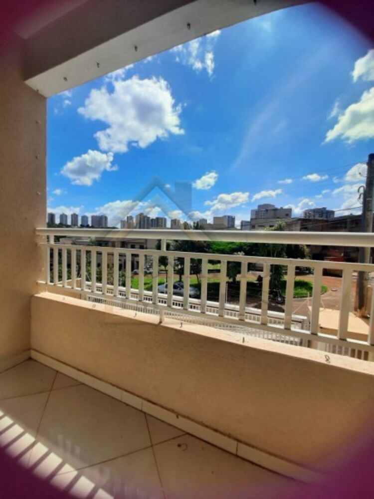 Apartamento à venda com 2 quartos, 66m² - Foto 3