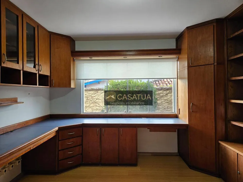 Casa, 5 quartos, 312 m² - Foto 2
