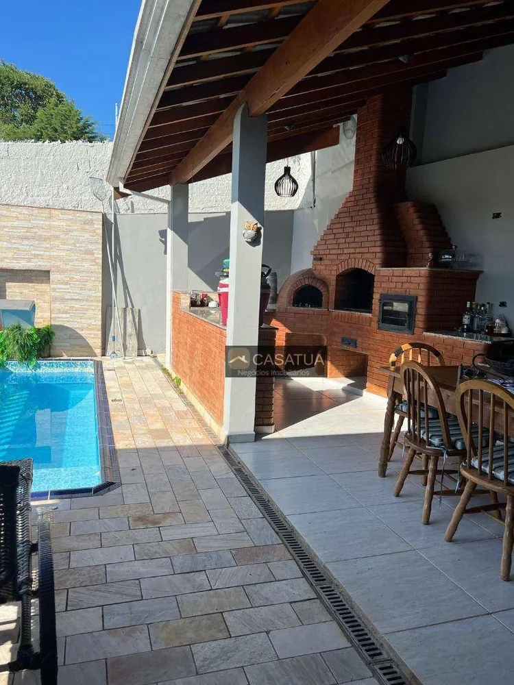 Casa, 3 quartos, 280 m² - Foto 2