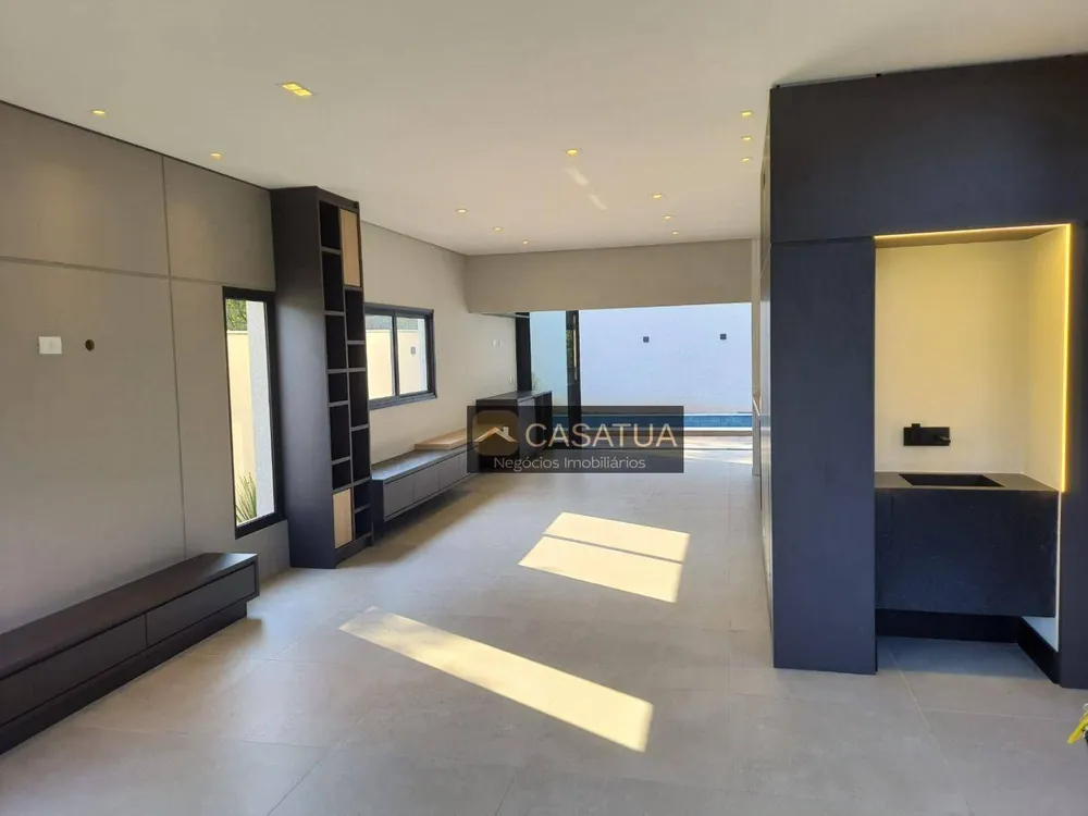 Casa, 3 quartos, 232 m² - Foto 2